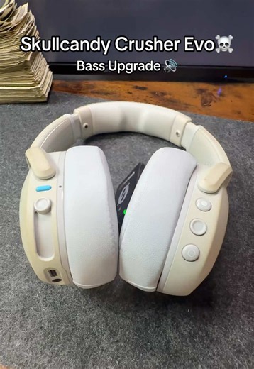 #dealsforyoudays #crusherevo #skullcandy #headphones #bass | skullcandy