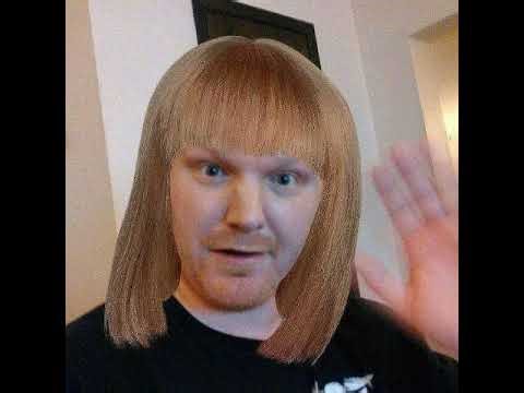 Wat does a grape say wen It's being squashed?...Nothing.It lets out a little wine.