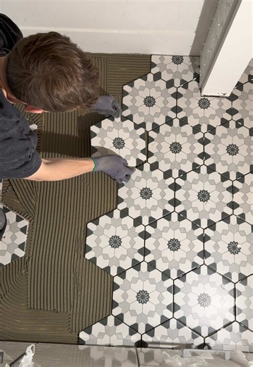 Hexagon Tile Floor Installation: Clean Finish Tips