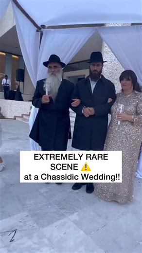636K views · 10K reactions | Extremely rare scene at Chassidic wedding! My brother Yudi and his bride Yehudis. Mazal tov! #jewish #jews #jewishwedding | That Jewish Family | Facebook