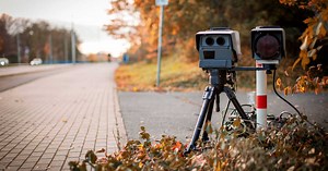 Voitures-radars : ces signes qui permettent de les repérer