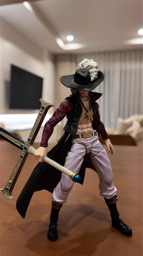 S.H.Figuarts - Dracule Mihawk#shf #onepiece