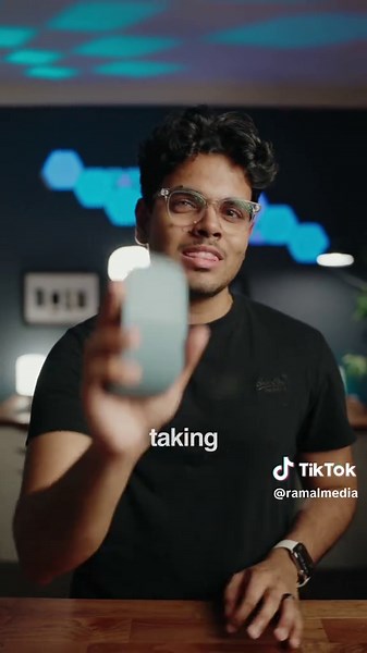 Did Microsoft make a better Magic Mouse? - #tech #apple #magicmouse #fyp #microsoft #microsoftsurface #surfacearcmouse