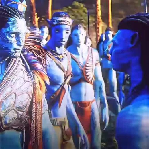 Favour Fso Edeki on Instagram: "In Avatar: The Way of Water (2022), Jake Sully and his family arrive at the Metkayina clan’s ocean home 🌊✨. To survive, they must learn an entirely new way of life—the Way of Water. For Jake, this means humility, struggle, and the courage to begin again. 🌊 Learning the Way of Water Under Chief Tonowari’s guidance, Jake and his family begin training: Holding their breath for long stretches underwater 🌌. Learning to move with grace in the ocean currents 🌊. Bondi