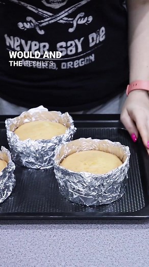 Baking Hacks: How to Make a Cake Using Aluminum Foil
