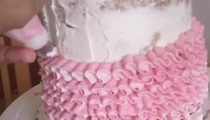 I shared how to make Swiss Meringue Buttercream with you that day. Here's how I used it. Buttercream Ruffles Link - http://www.veenaartofcakes.com/swiss-meringue-buttercream-smbc/ | Veena Azmanov