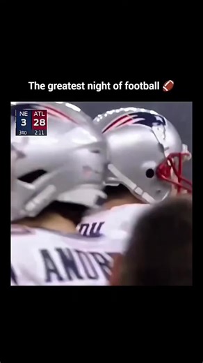ONLY FUN on Instagram: "Down 28–3 with just minutes left in the 3rd quarter, every sports fan thought the Falcons had it locked. Then something unbelievable happened. From that massive hole, the New England Patriots refused to blink. Led by Tom Brady, they chipped away with relentless grit — methodically answering every Falcons score, erasing the deficit drive after drive. 💥 Julian Edelman made a jaw-dropping catch when it mattered most. Dont’a Hightower’s strip sparked the shift. And in overti
