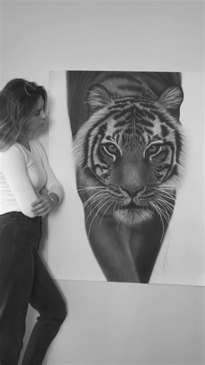 Master the Art of Drawing with Carly Renee