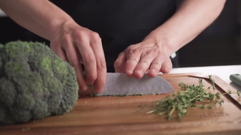 Thyme & Table 12-Piece Non-Stick Cookware Set in Black and Gold, Signature Collection