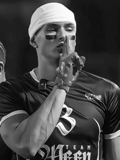 Exploring the Clean Edit Style of Marlon