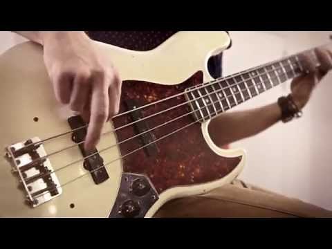 Dunlop Super Bright Bass Strings: Paul Turner