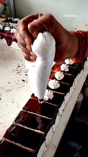 6 Feet Long Chocolate Pastry Cake Making - Guwahati Street Food