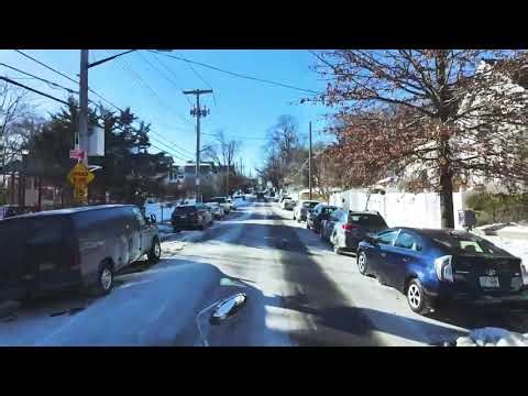 What does the city look like after a snowstorm? 🏙️❄️