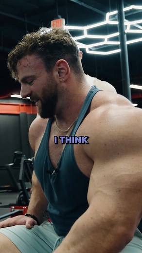 @ericjanickifitness uses some immaculate technique!! Full Video: "How 290lb BEAST Lifts TINY Weights | Mike Israetel