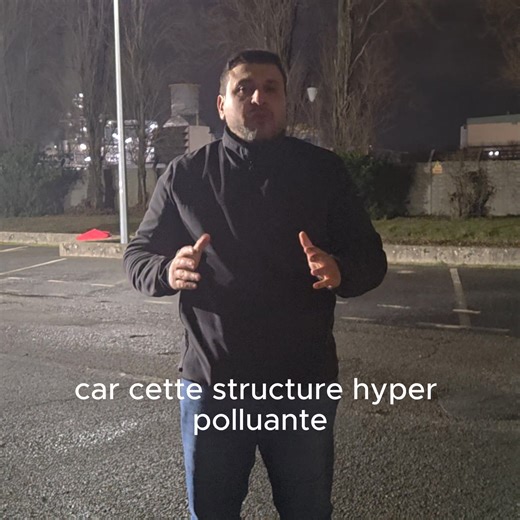 Un méga data center Un incinérateur... Les choix politiques qui sont faits à l'insu de la population ! À quel moment a-t-on demandé l'avis des habitants de la ville ? Ces deux structures vont empoisonner l'air de la ville. Ne laissons pas faire Vitry aiguise l'appétit des puissances financières, Vitry n'est pas à vendre. On veut des espaces verts pour respirer de l'air frais pas des incinérateurs qui vont provoquer des cancers ! Quand je serai maire je mettrai fin à ces funestes projets ! Nous s