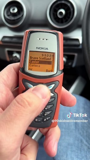 Nokia 5210: Durable Retro Phone with Classic Features