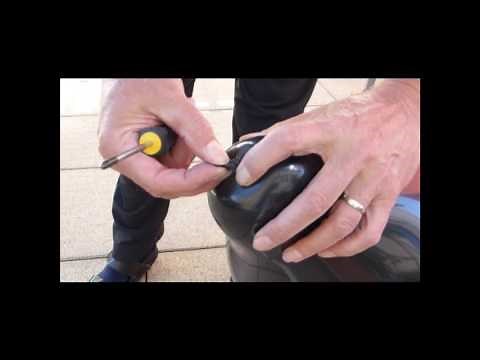 Luftballons aufknoten