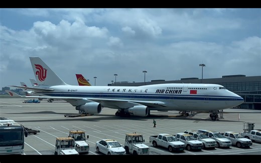 【空中女王B747】国内仅剩的两种客运波音747机型，B744 vs B748，你更喜欢哪款四发客机？