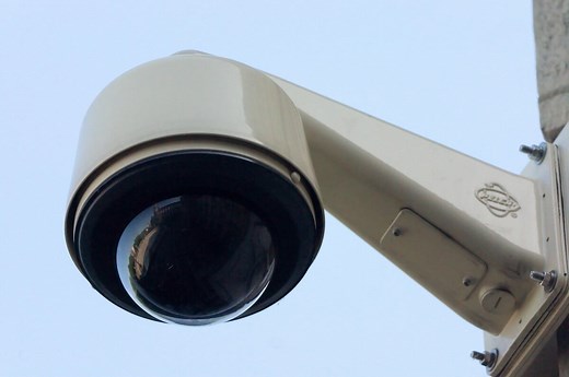 Vidéoverbalisation : que peuvent réellement sanctionner les caméras de sécurité ?