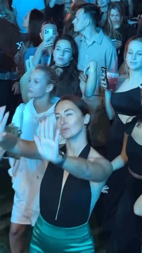 Beam Club Party Robot Light Systems Avşar Elektronik on Reels