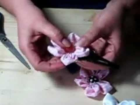 Fiorellini di stoffa (tutorial).