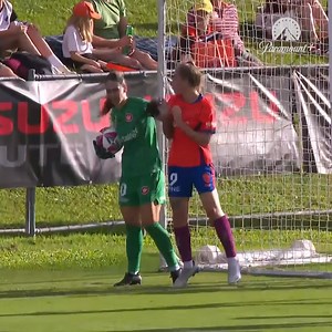TWO RED CARDS 🟥😱 All hell breaks loose in Brisbane! Laini Freier & Sham Khamis are both sent off in a crazy moment as Brisbane v Wanderers explodes. Watch #BRIvWSW live now on 10 Play & Paramount . | A-Leagues