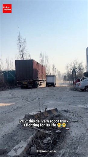 What you’re watching is more than a funny country road ride — it’s future logistics in action 😂🚚 That mini delivery truck is from Neolix, a Chinese autonomous vehicle company building Level-4 self-driving delivery vans (RoboVans) designed to handle urban and rural delivery without a human driver. Neolix has deployed over 10,000 autonomous delivery vehicles across 300 cities worldwide and recently showcased its next-generation AI logistics platform at CES 2026 too. On smooth city streets or bum