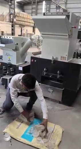 Plastic Grinding Machine in india #machine #plasticrecycling