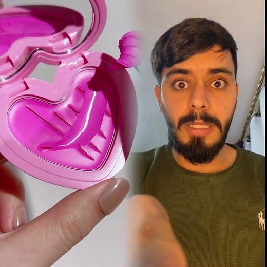 لما تصحي امك من النوم 😂😂😂 مين صارت معو وصحى امو