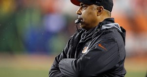 WATCH: What's the deal with Marvin Lewis?
