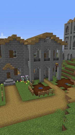 Exploring a Beautiful Minecraft Neighborhood
