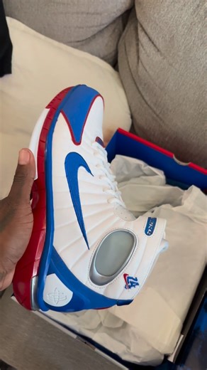 @crosbykicks on Instagram: "Unreleased Nike Air Zoom Huarache 2k4 “All Star” Unboxing Via @stockx . 🔗 in bio to cop today"