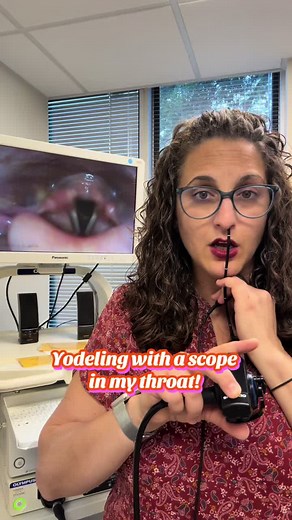 How do you yodel?! You switch back and forth from chest voice to falsetto really fast! Follow me for more tips on the voice and voice care 👍🏼 #yodel #voice #vocals #voicedoctor #scope
