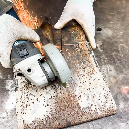 Unique And Useful Inventions Of A 55 Year Old Farmer | WT TH Woodworking