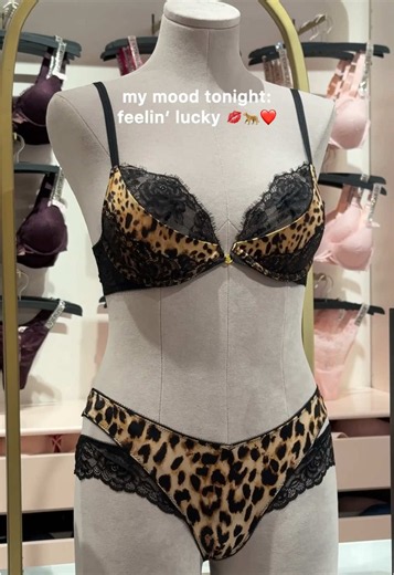 Leopard prints are always a yes in our book 😉🐆❤️ #VictoriasSecret #VictoriasSecretAU #VS #vsverysexy #newcollection