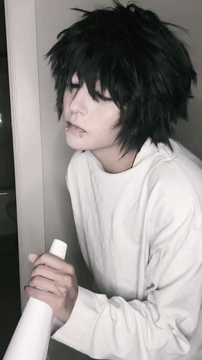 Realistic Performance - Death Note Cosplay