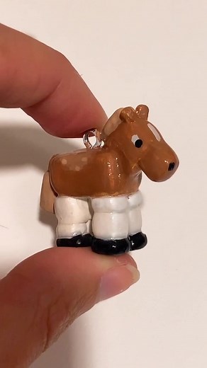 Making Minecraft things out of clay pt 13 🐴 #FrostedFeelings #studyhacks #PUMARemix #oneminutevlog #YourTurnChallenge #fyp #foryou