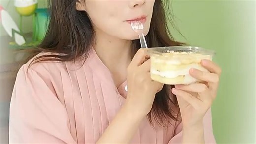 当童年梦想照进现实，LifeSmart云起智能灯光系统让生活绽放美的光彩。通过手机APP或语音控制，轻松调节亮度与色温，营造温馨、专注或放松的居家氛围。安装便捷