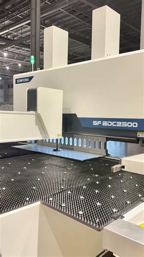 BDC2500 Panel Bender | Single-Step Bending of Courier Locker Door Panels