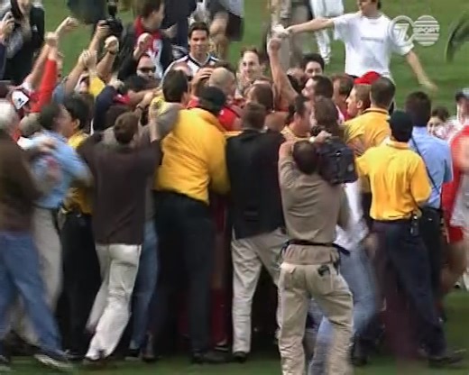 26 years ago TODAY, the great Tony Lockett kicked his 1300th goal ‼️ Some of the best scenes in footy history 🎥 | 7AFL