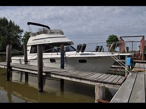 1985 Carver 32 Convertible -- SOLD