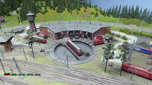 … Video von der Modellbahnwelt Odenwald, Teil-2 … anbei ein Video von unserem Besuch im Mai/2017 in der Modellbahnwelt www.modellbahn-kramm.com mfg Klaus W. Kramm | Modellbahn Kramm