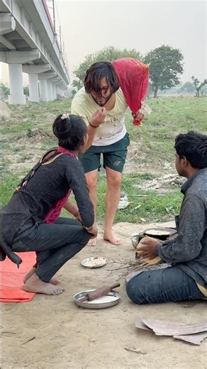 Do poor people have big hearts? 🥹 #shorts #humanity