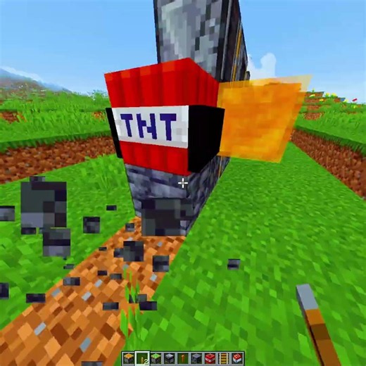 Minecraft Nuclear Missile No mods Moments