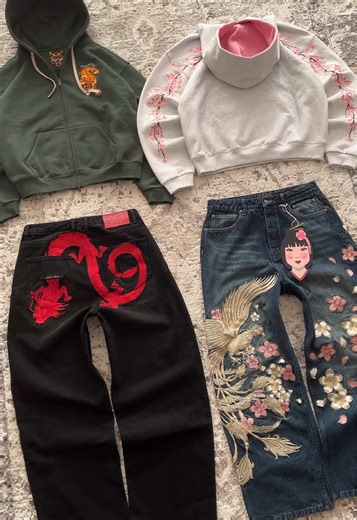 “muromachi” collection available for only 2 more days! what do you think?🐉🐯🌸 #fashion #embroidery #streetwear