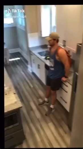 Original Vines on Instagram: "Recent throwback… #memes #vines #nostalgia #trending #funny #comedy #viral #clips #memedaily #vine #random #viralreelsvideo❤️ #trendingnow #meme"