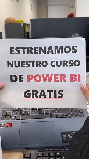 ¿Quieres aprender Power BI e Inteligencia Artificial totalmente gratis? 🚀 ¿Y aún salir con 3 proyectos INCREÍBLES en tu portafolio, aunque todavía no sepas nada? Hemos preparado un evento en vivo, en línea y GRATUITO llamado Acelerador de Carrera con Power BI IA. Ocurrirá en vivo desde el 17/11 hasta el 20/11 a las 7:30p.m (hora Colombia). 📅 Vamos a montar 3 proyectos, totalmente desde cero, que te harán destacar dentro de cualquier empresa. ¡No pierdas esta oportunidad de acelerar tu carrera