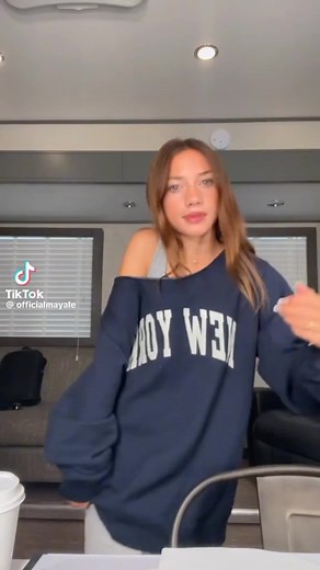Vidéos de maya _le_clark_fan_page (@maya._le_clark_fa) avec original sound - TheTrashyOne