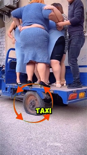 Leur Poids Casse La Voiture !