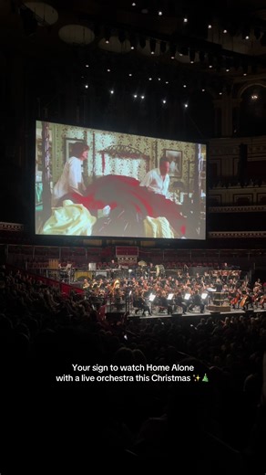 Definitely in the Christmas spirit now ✨ #homealone #liveorchestra #royalalberthall #london #fyp